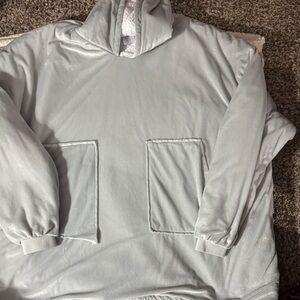 Women's Plush Light Gray Hooded Robe